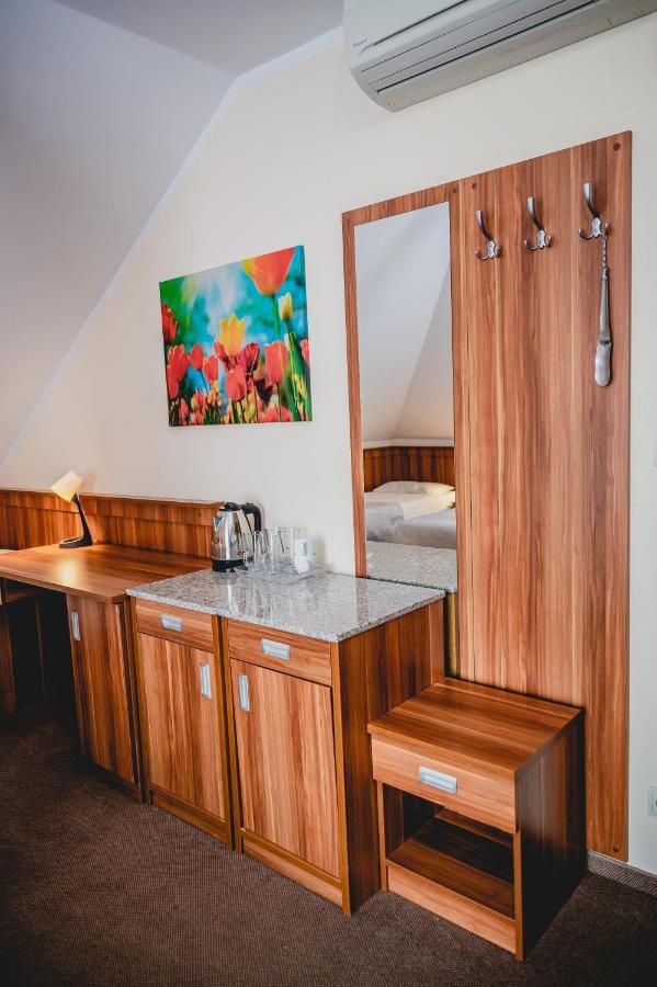 Hotel Nad Morzem- Art-Pension Swierzno Экстерьер фото